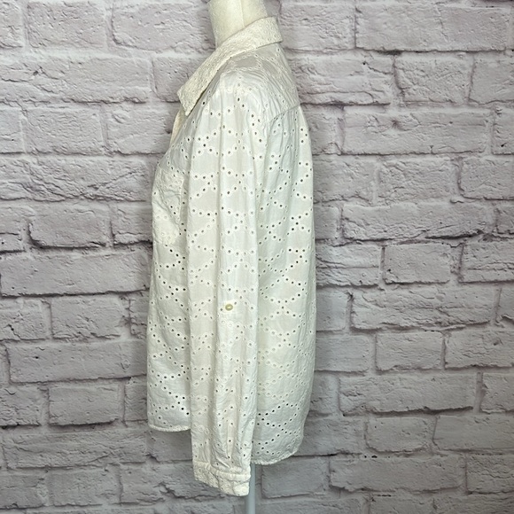 Diane von Furstenberg Eyelet Button Front Top - Picture 4 of 10